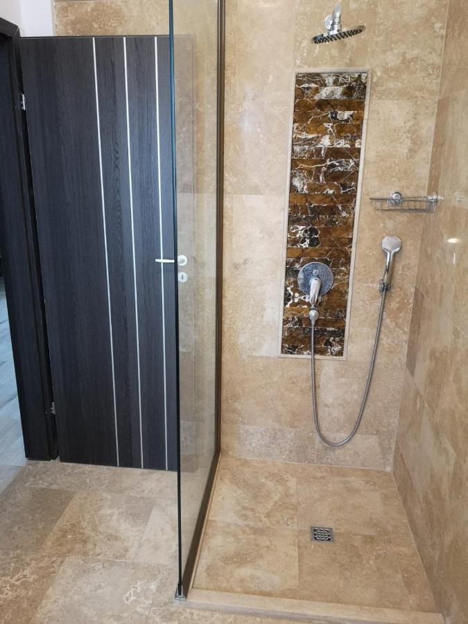 Velvet Residence Navodari Bagian luar foto